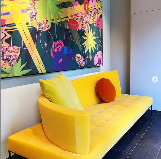 sole_luna_sofa_erba_idea_elegnant_interior_designproject_modern_style_pop_aestetic_colorful_fabrics_italian_design_atelier_20