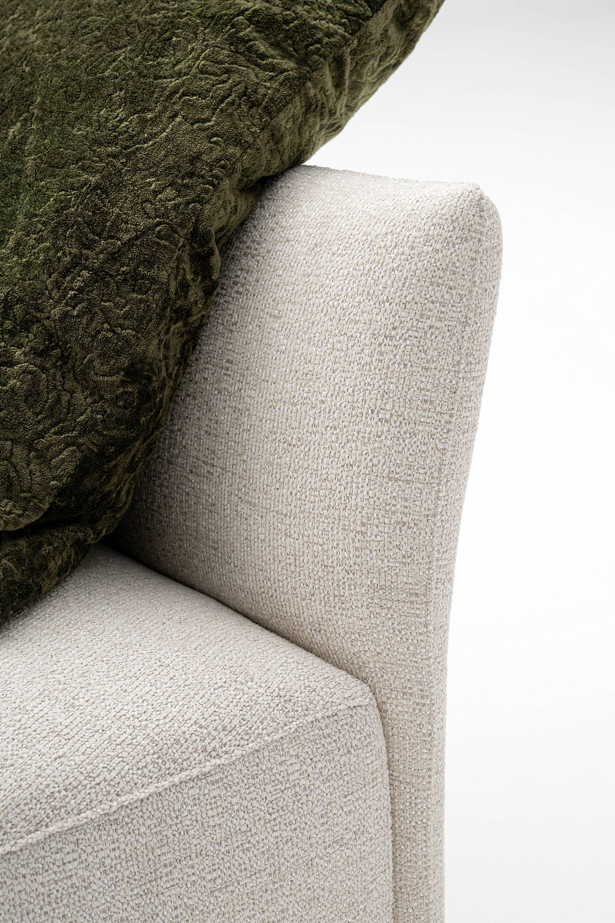 skyline-6-sofa-couch-pillows-design-italian-atelier-furniture-madeinitaly-soft-erbaidea-erba-idea