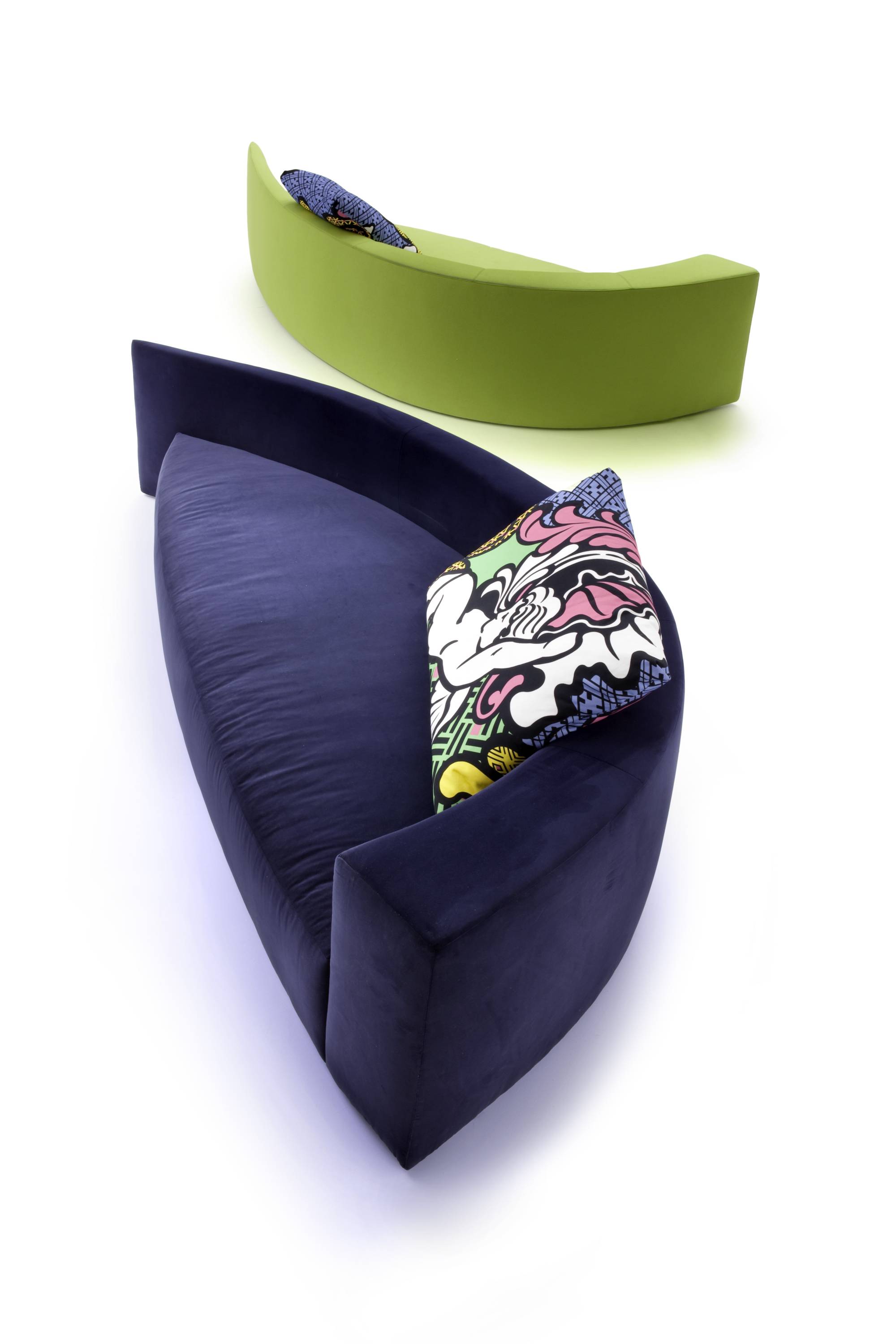 loveaffair-1-sofa-loveseat-pop-couch-modern-furniture-elegant-design-contract-comfortable-living-room-heritage-soressi-erbaitalia-erba-idea-erbaidea