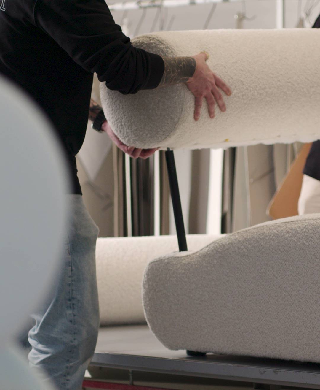 Erba-idea-sofa-design-italy-production-details-quality-01