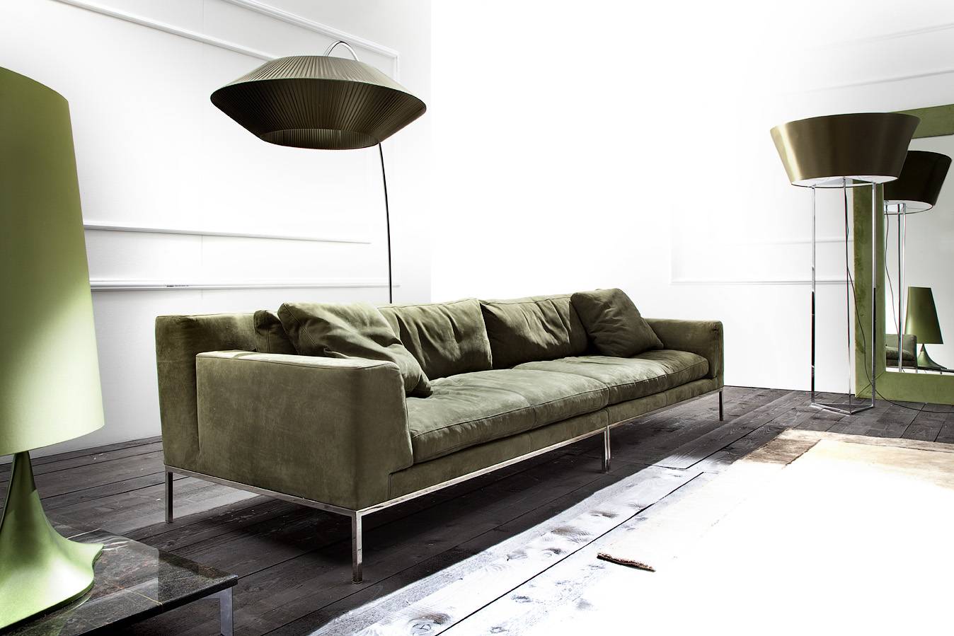 edizione_sofa_interior_design_italian_atelier_elegant_classic_lines_erba_idea_04