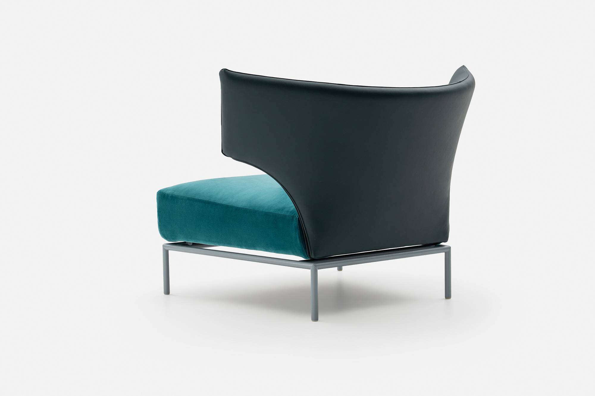 abbraccio-4-chair-living-chaiselongue-design-italian-madeinitaly-elegant-furniture-erba-idea-erbaidea