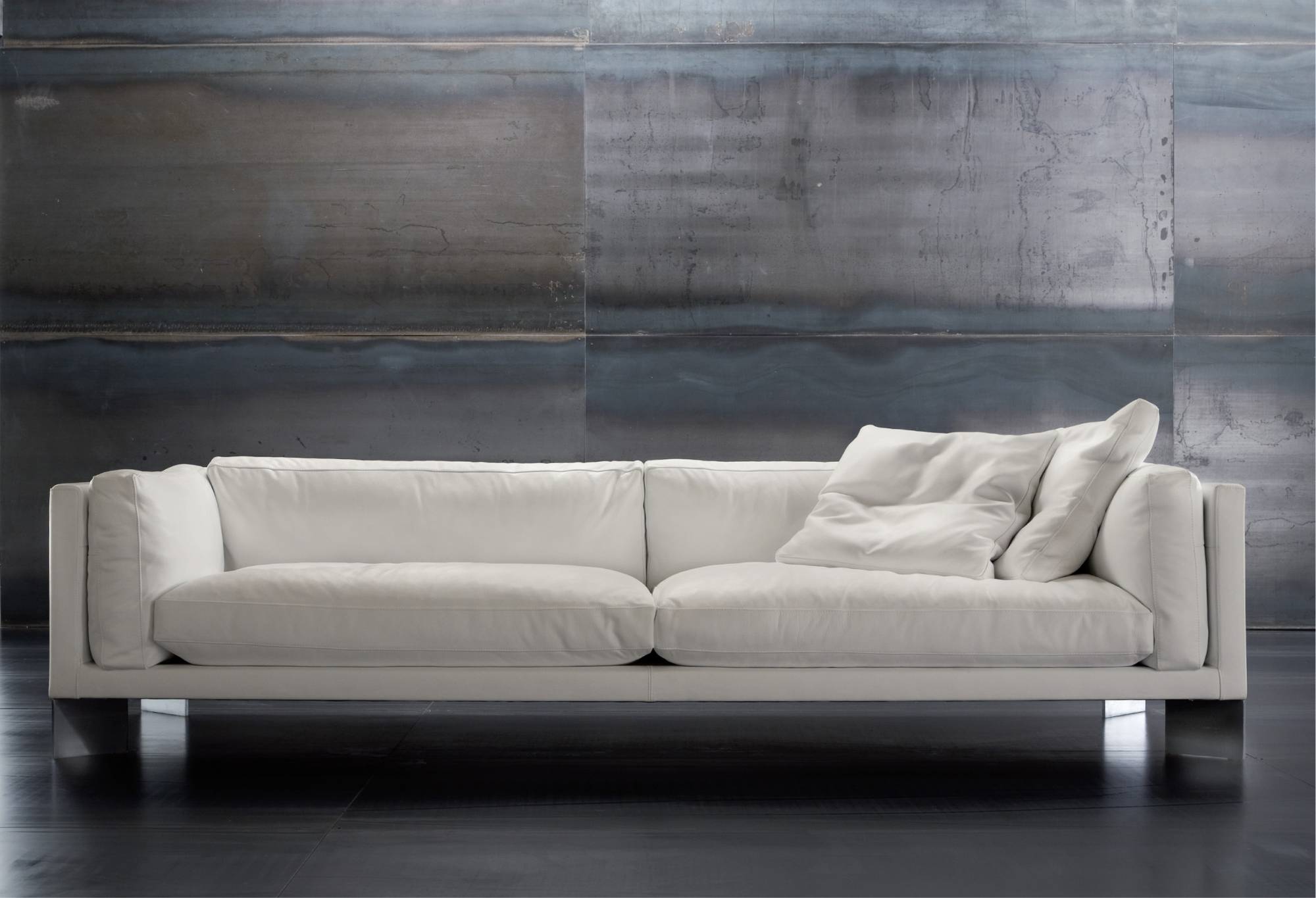 play-1-sofa-comfort-elegant-modern-couch-italian-furniture-soressi-desifn-erbaitalia-erba-idea-erbaidea