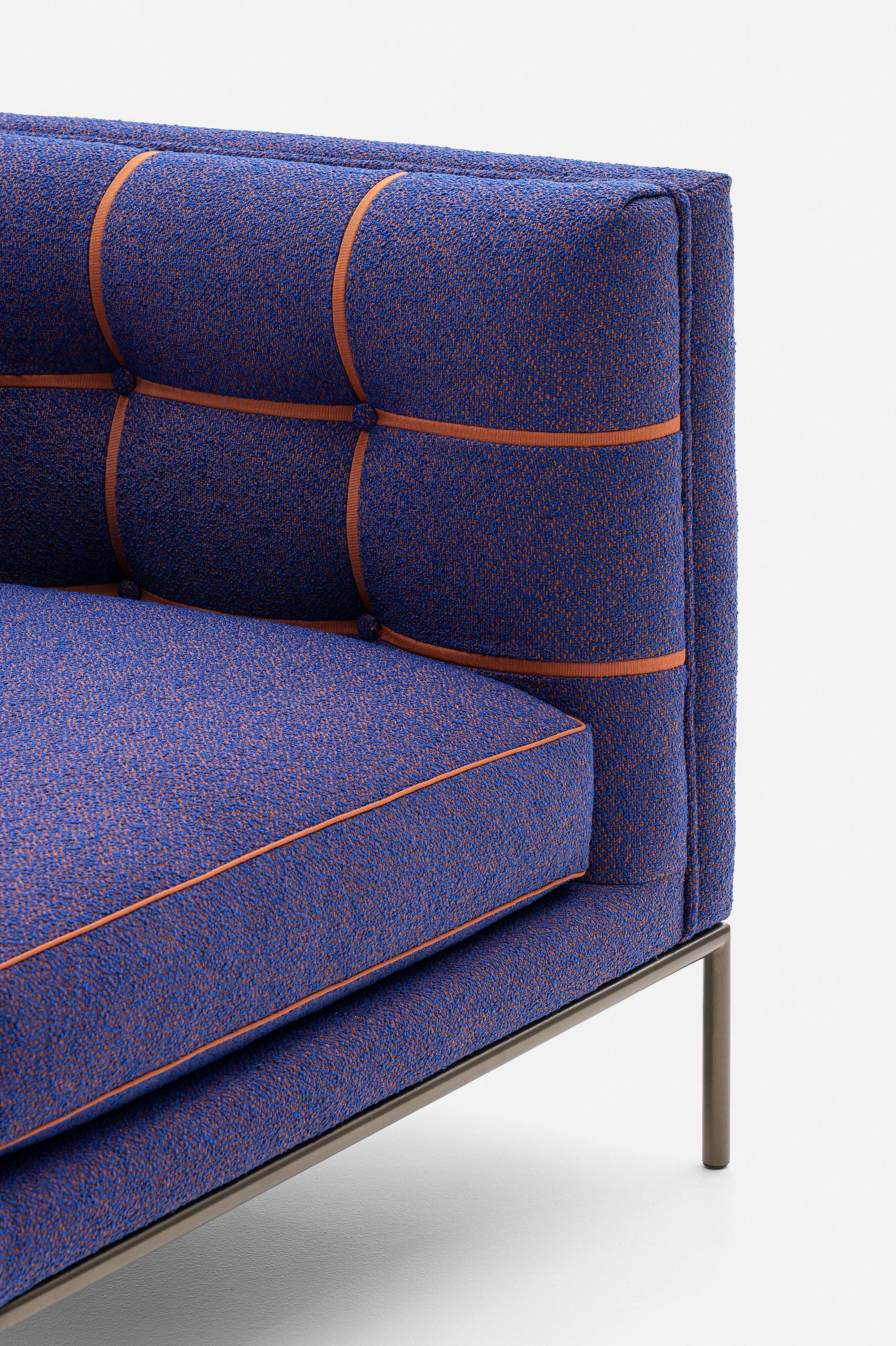 lips-13-chair-armchair-loveseat-sofa-elegant-contract-business-classic-design-furiniture-italian-erba-idea-erbaidea