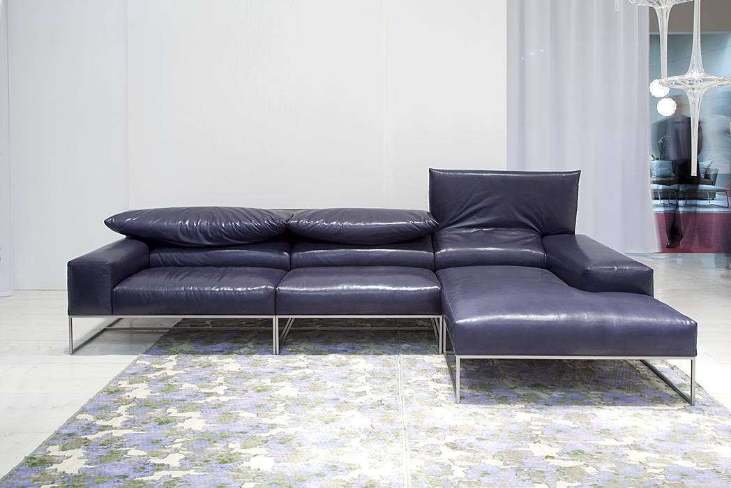 forever_young_sofa_erba_idea_interior_design_project_recline_movimentation_comfort_05
