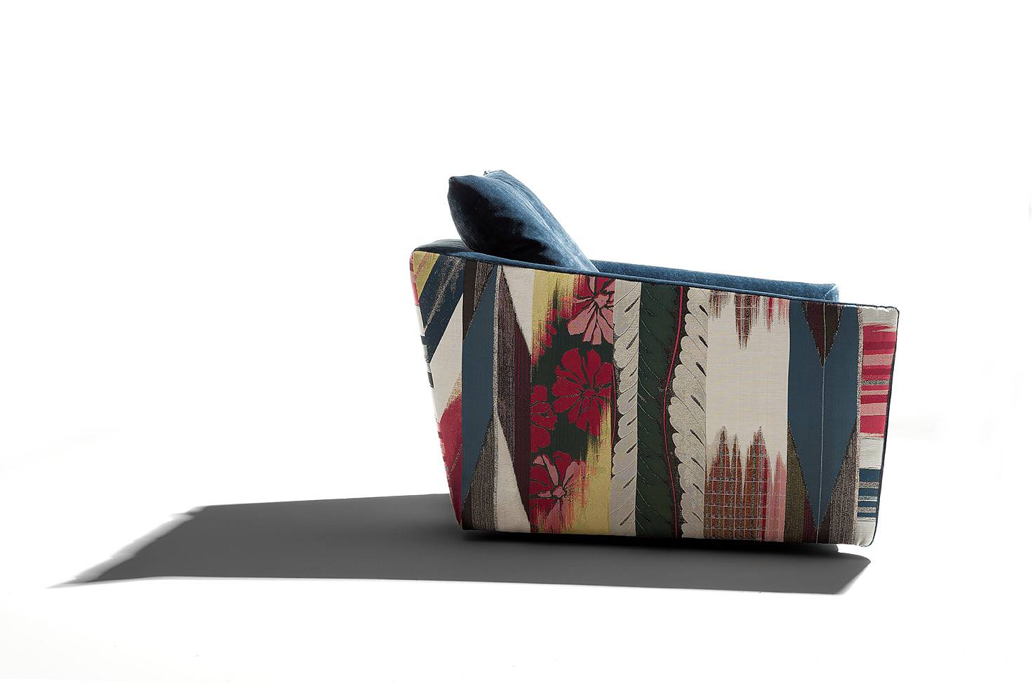 musa_armchair_erba_idea_archive_pictures_personal_style_brand_aestetic_italian_design_made_in_italy_04