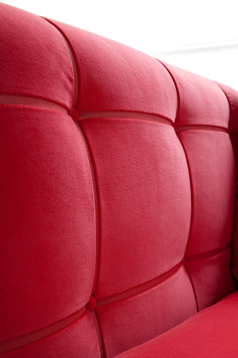 get_back_sofa_erba_idea_heritage_collection_quilted_couch_tufting_details_comfort_elegant_style_interior_design_projects_made_in_italy_08