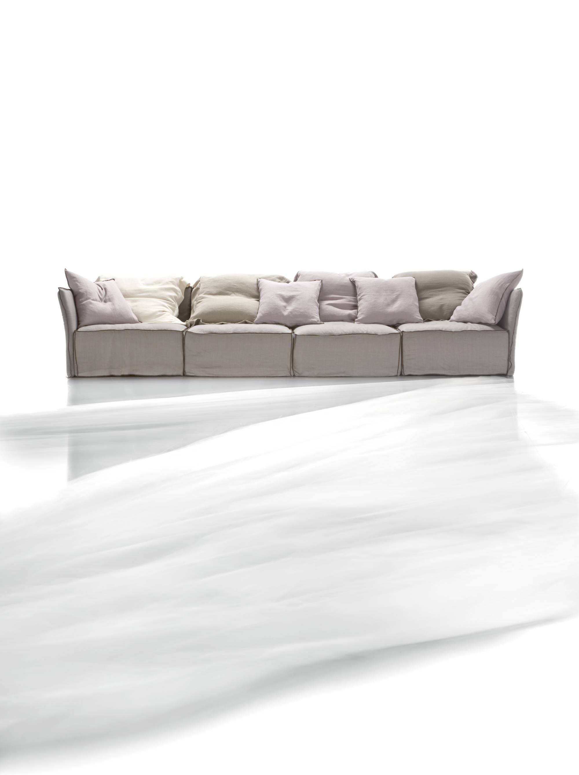 skyline_modular_sofa_erba_idea_independent_interior_design_project_living_room_broad furnishing_residential_spaces_contract_furniture_soft_cushion_made_in_italy_05