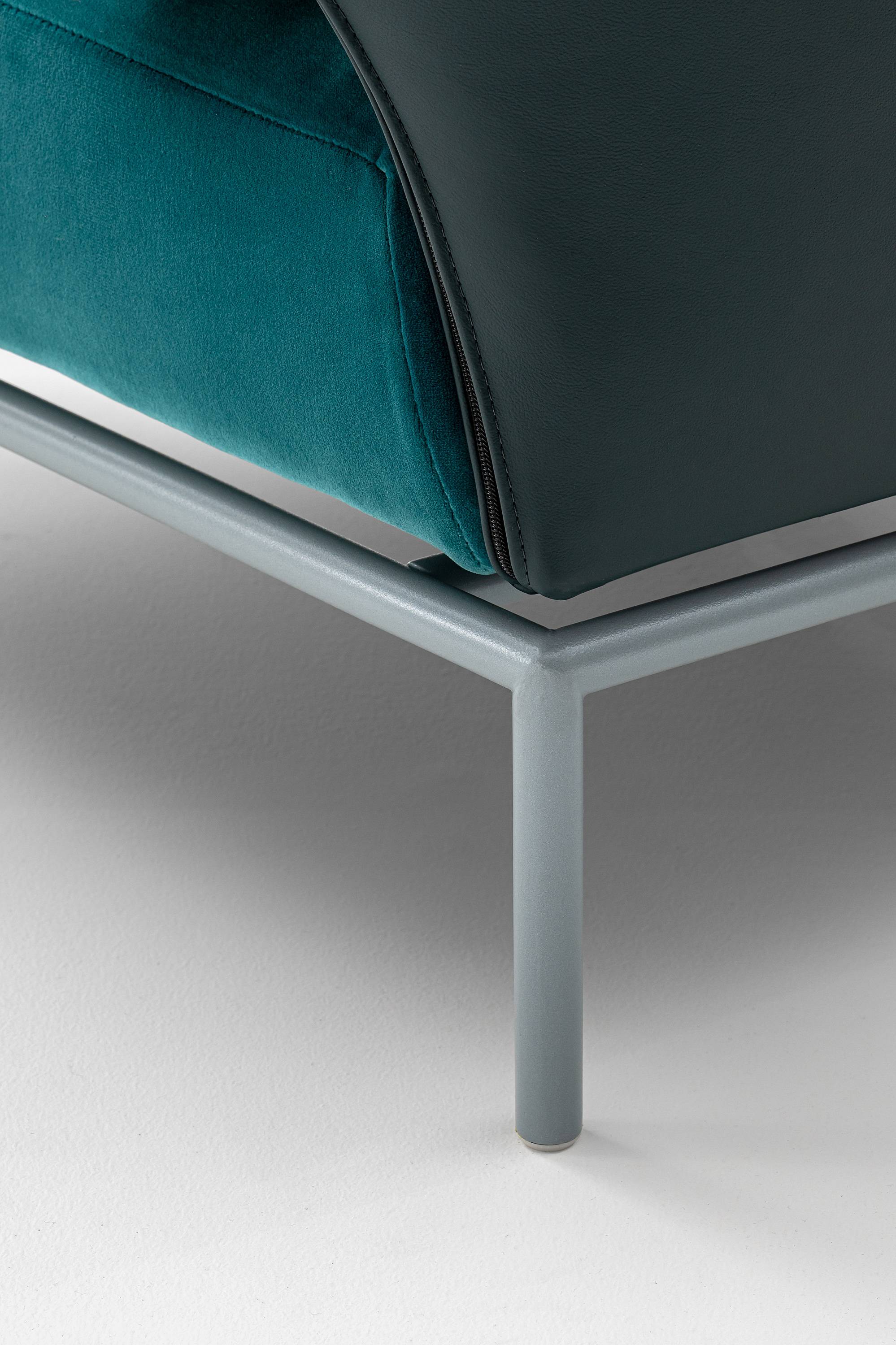 abbraccio-7-chair-living-chaiselongue-design-italian-madeinitaly-elegant-furniture-erba-idea-erbaidea