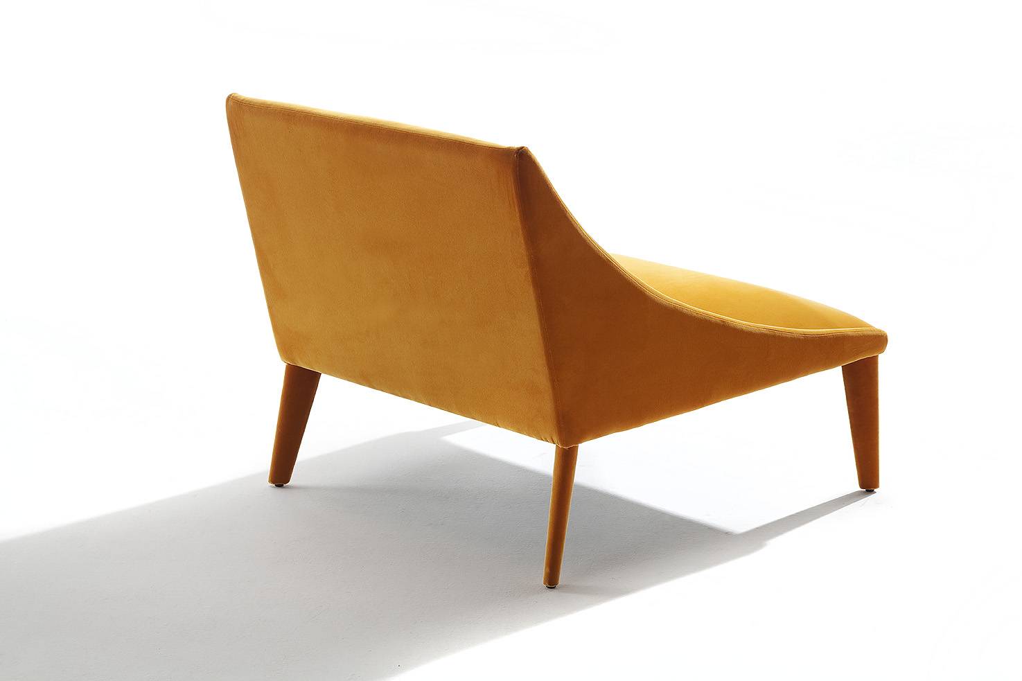 3_petalo_lounge_armchair_furniture_velvet_chair_living_room_erba_idea