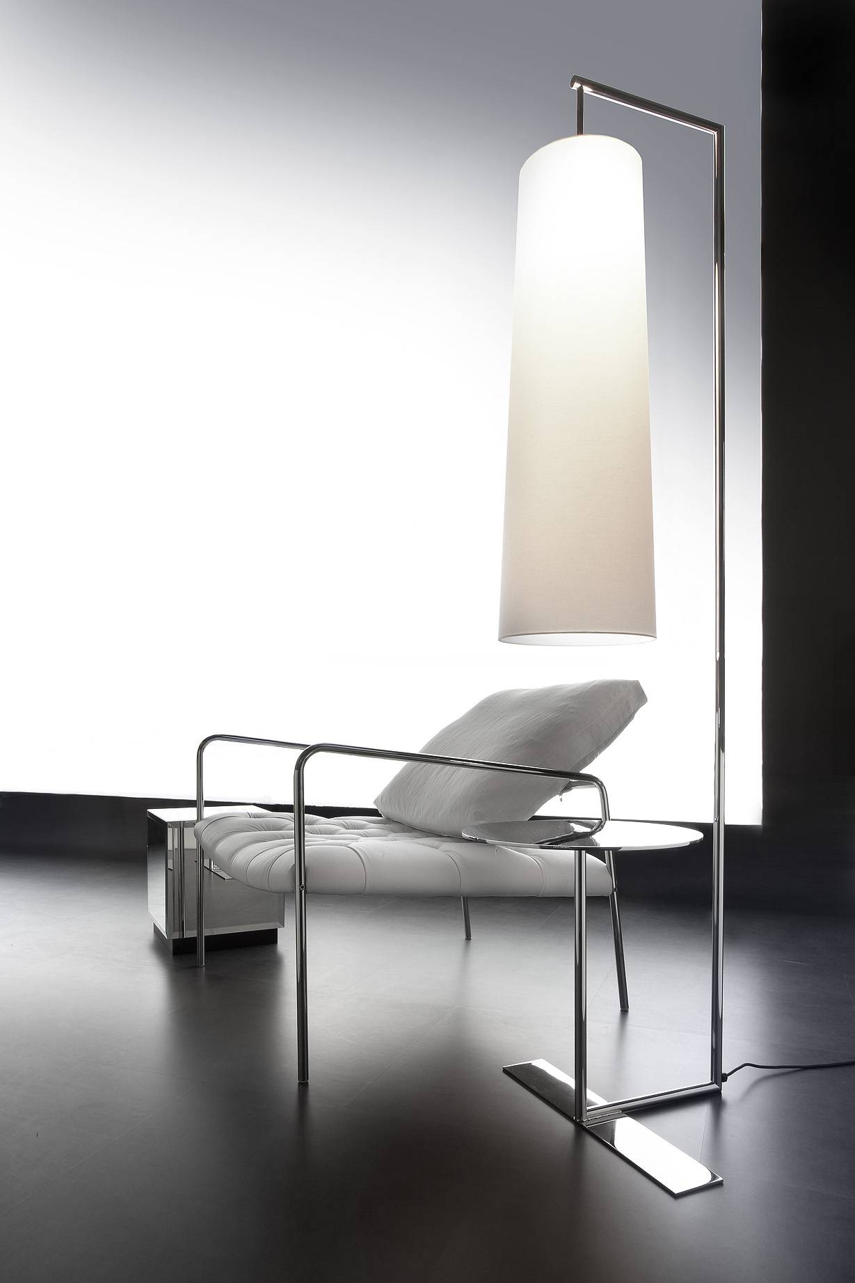abbey_road_armchair_elegant_furniture_italian_design_modern_contract_chair_03