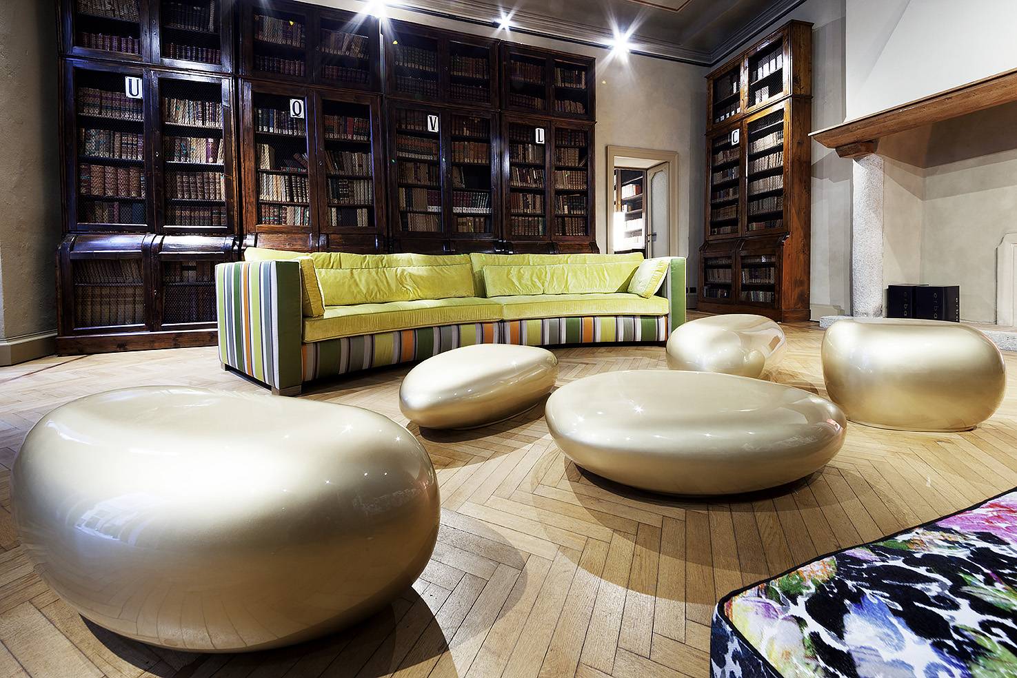 alchimia_sofa_modern_furniture_italian_design_elegant_style_quilting_cushion_tufting_seats_erba_idea_10