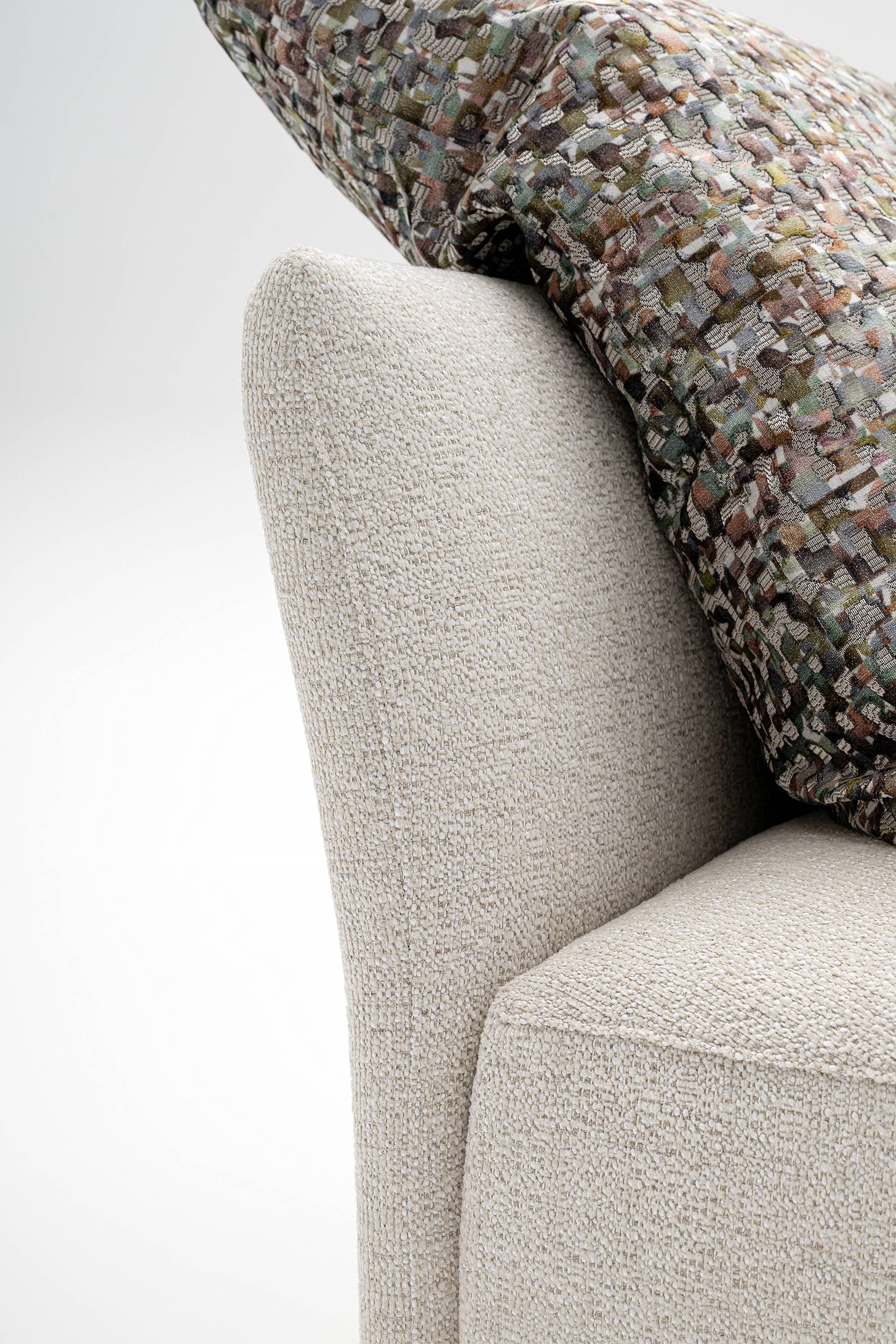 skyline-7-sofa-couch-pillows-design-italian-atelier-furniture-madeinitaly-soft-erbaidea-erba-idea