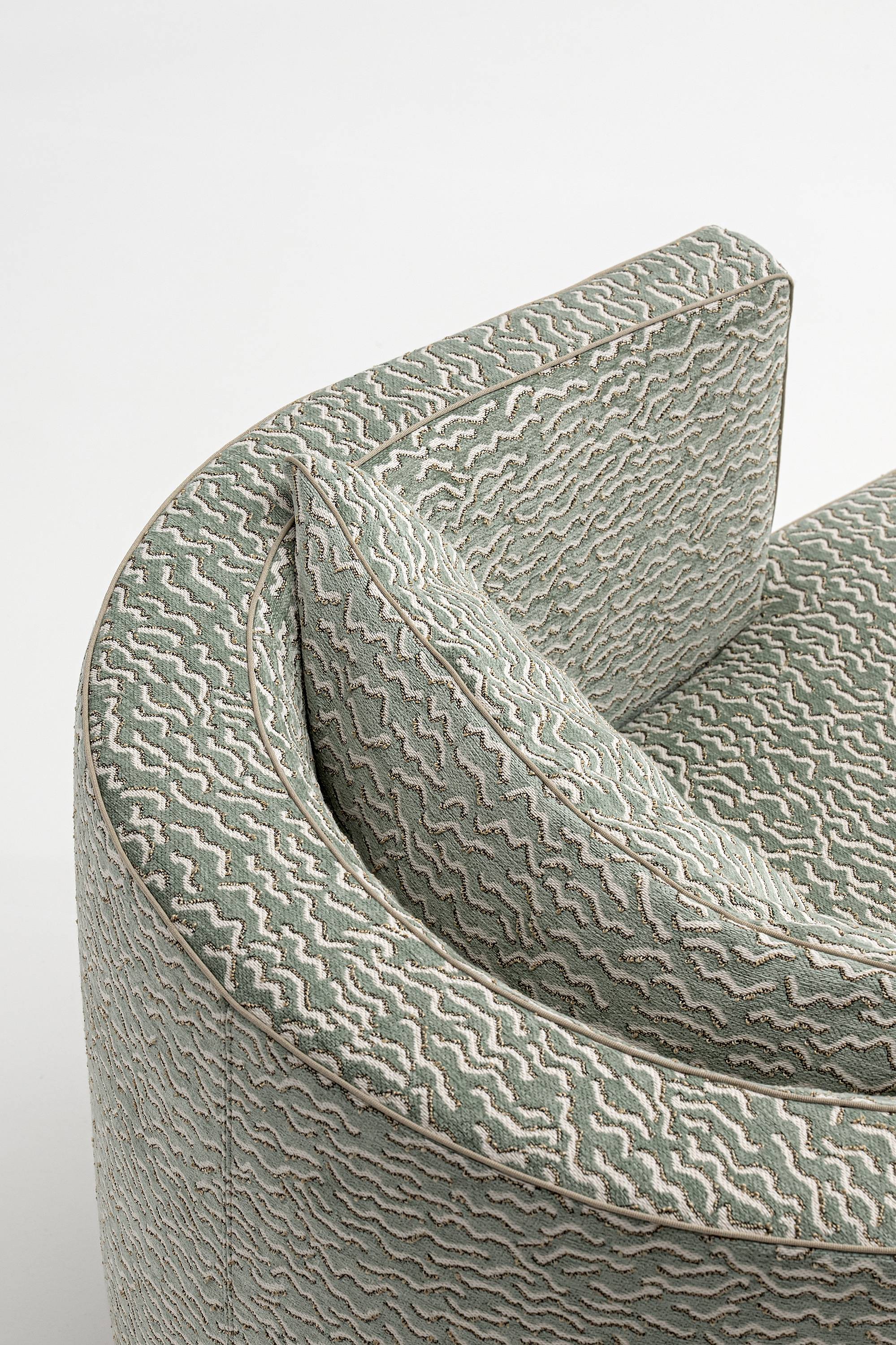 tentazione-9-armchair-chair-elegant-loveseat-furniture-design-classic-modern-italian-madeinitaly-living-erba-odea-erbaidea