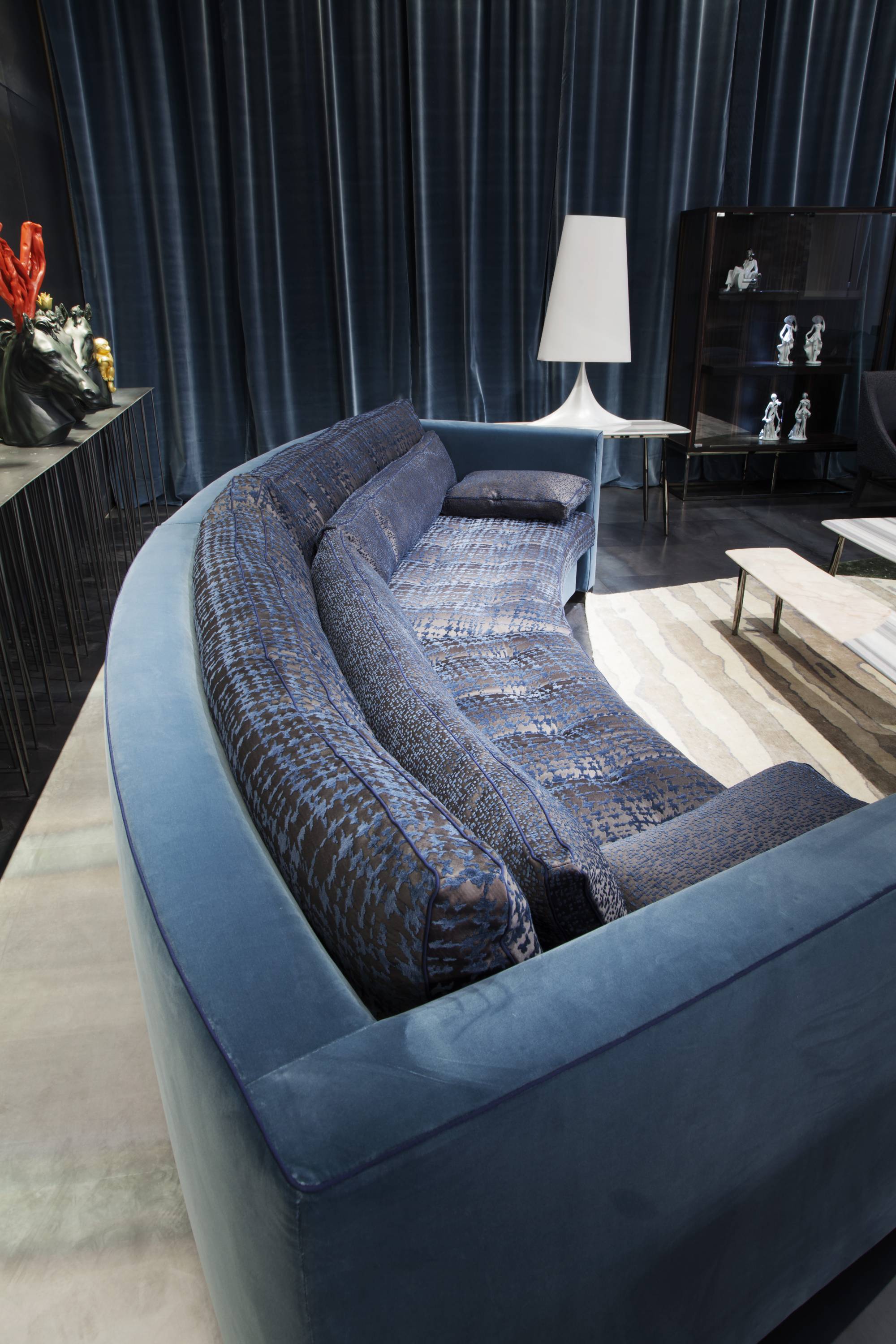 alchimia_sofa_modern_furniture_italian_design_elegant_style_quilting_cushion_tufting_seats_erba_idea_03