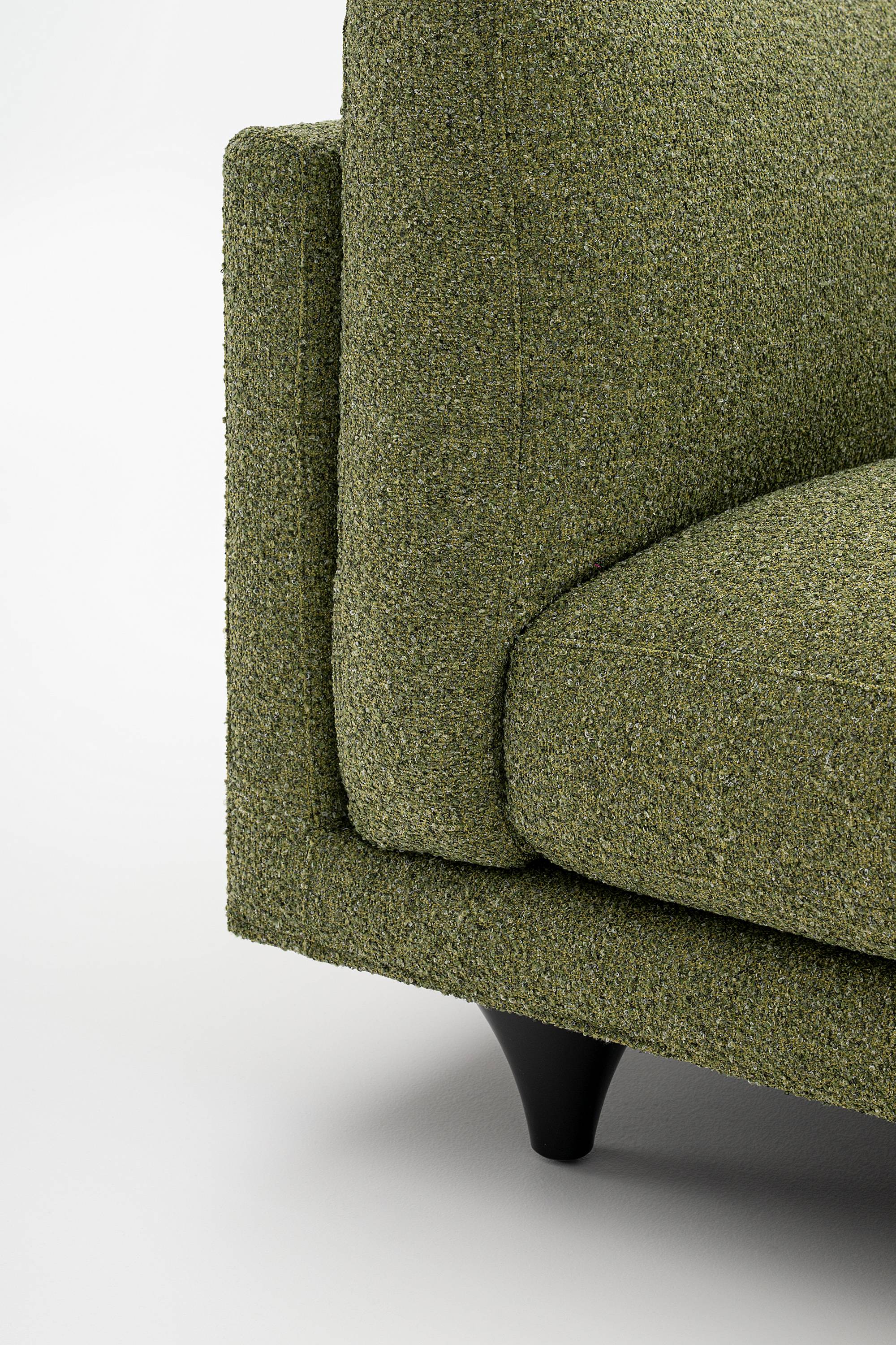 stella-10-sofa-furniture-design-style-italian-feathers-soft-cushion-pillows-erba-idea-erbaidea