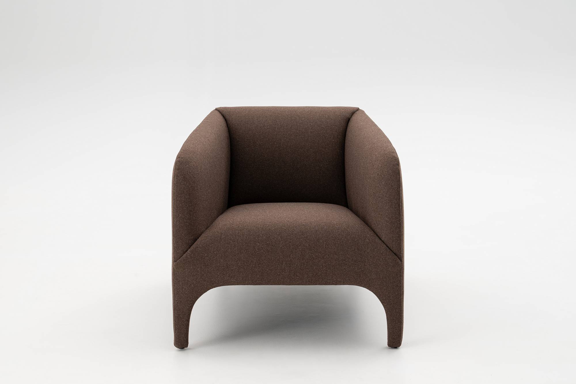 profile-12-armchair-rest-chair-lounge-elegant-classic-design-modern-comfort-italian-furniture-livign-contract-madeinitaly-atelier-erba-idea-erbaidea