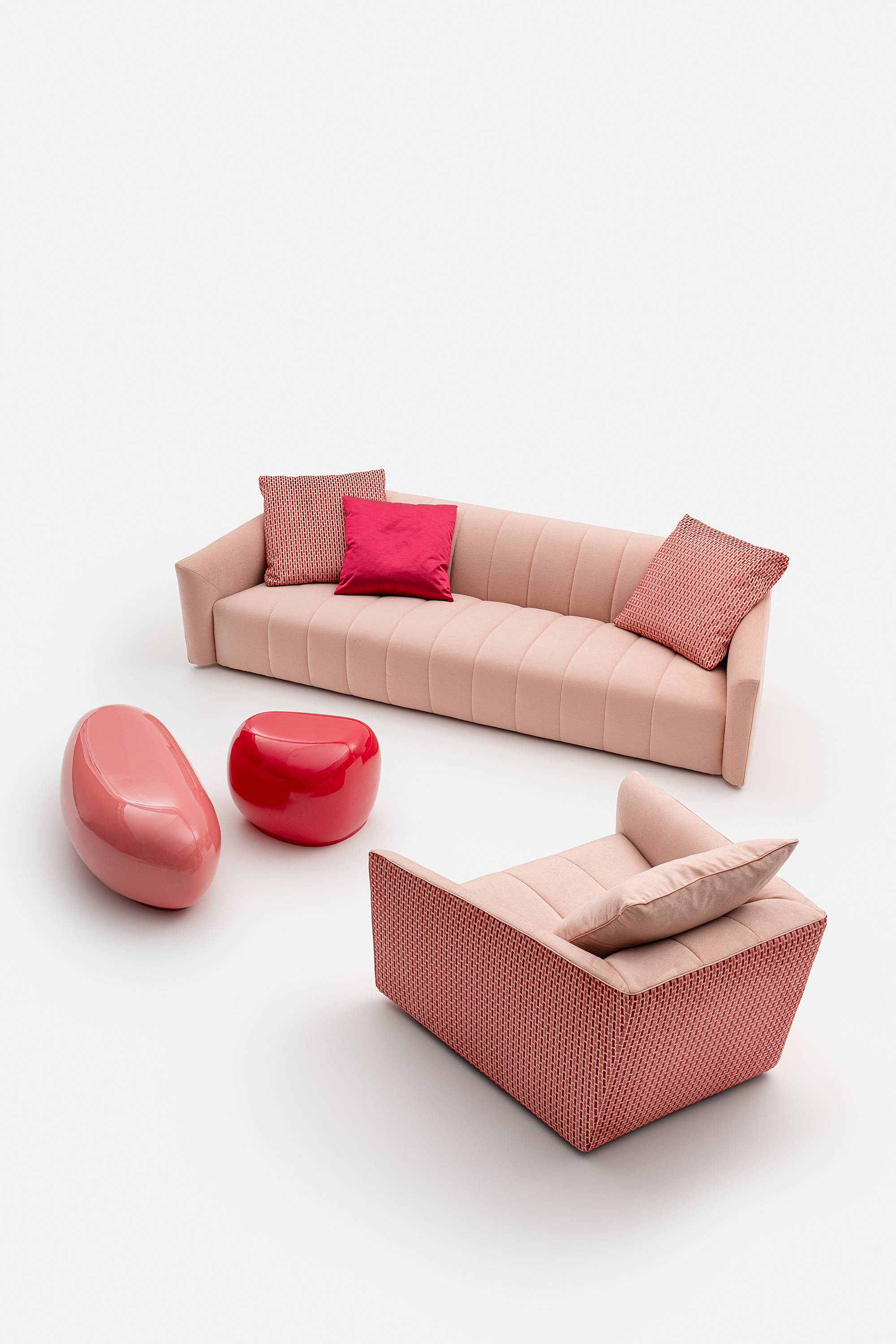 musa-invece-3-chair-armchair-couch-furniture-sofa-design-italian-designer-elegant-atelier-madeinitaly-soft-erba-idea-erbaidea