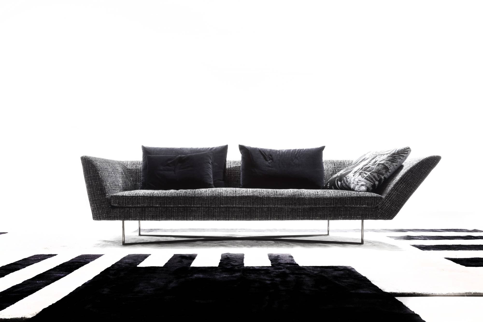 littlewing-4-sofa-modern-style-couch-pop-design-elegant-living-room-designer-furniture-soressi-pillow-comfort-heritage-erbaitalia-erba-ieda-erbaidea