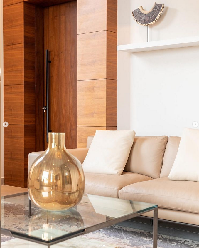 edizione_sofa_interior_design_italian_atelier_elegant_classic_lines_erba_idea_02