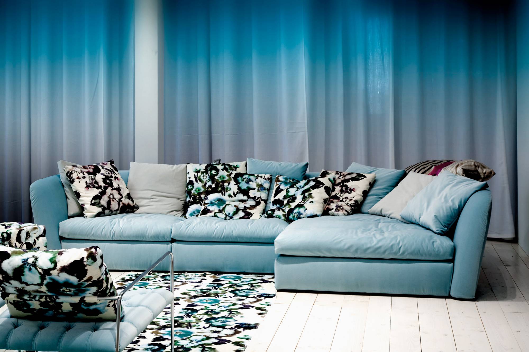 atollo_sofa_moder_comfort_cushions_italinan_design_erba_idea_03